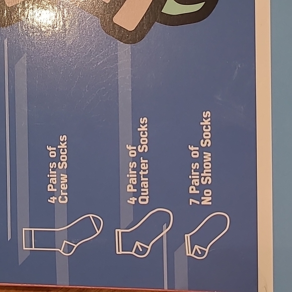 Star Wars The Mandalorian 15 Days of Socks Advent Calendar - Picture 3 of 4